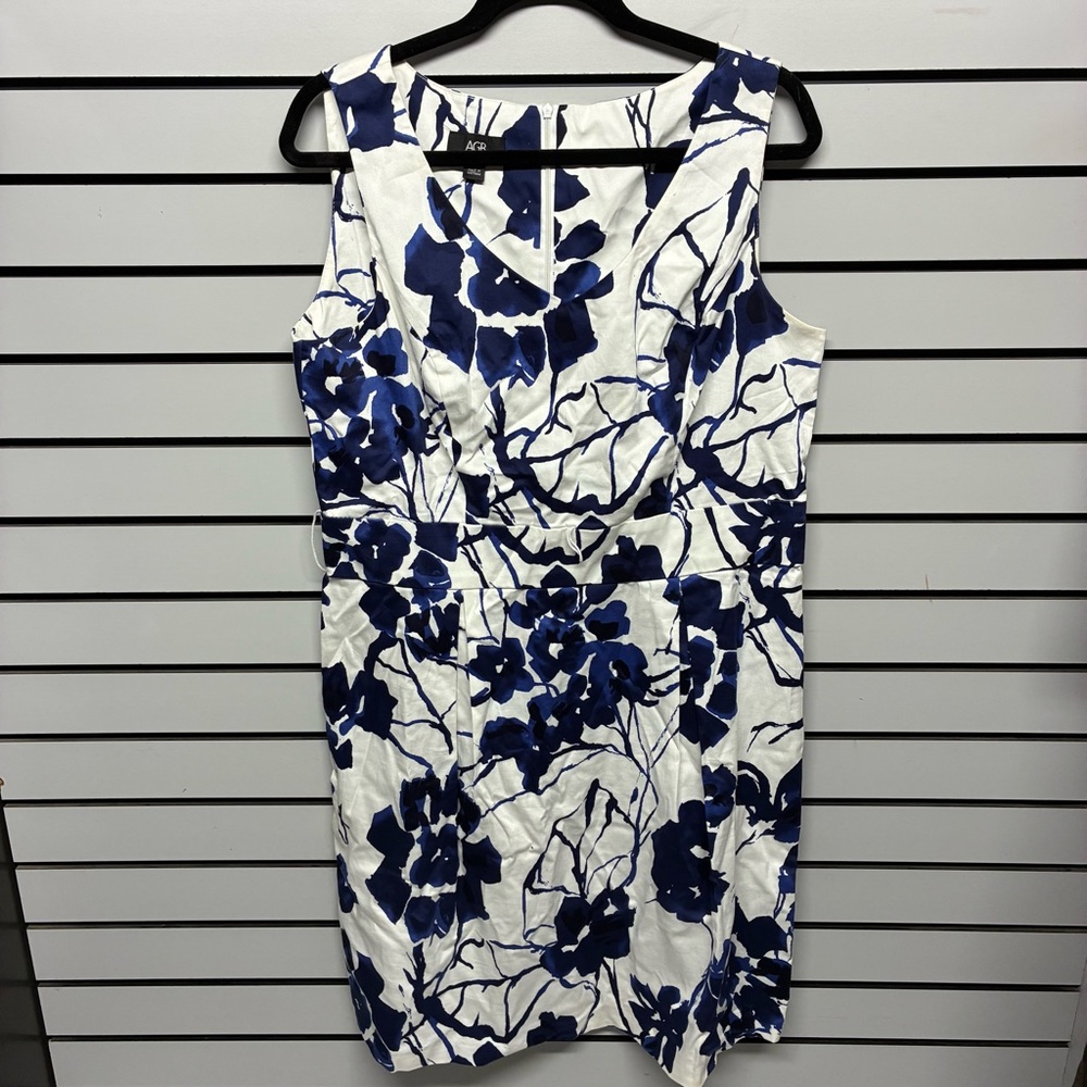 AGB Navy and White Floral Midi Dress